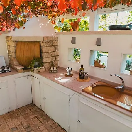 Holiday home Trulli-suite Trullove - Casa Nella Pietra
